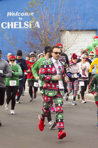 Tacky Sweater 5K